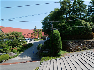 バルコニーから東側を撮影