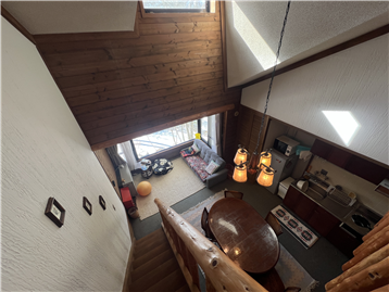 LDK(ロフトから撮影)