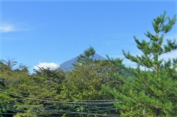 リビングから望む富士山／西方向を撮影