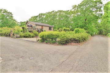 北東・南東側二面道路に面した角地