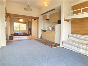 LDK（バルコニー側から撮影）