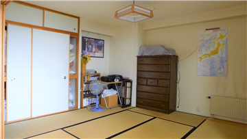 和室(約8.0畳／リビングダイニングルームから撮影)