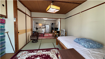 和室・ダイニングキッチン（バルコニーから撮影）