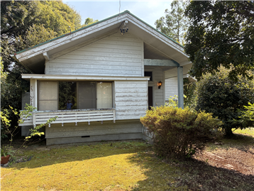 建物外観（北東側から撮影）