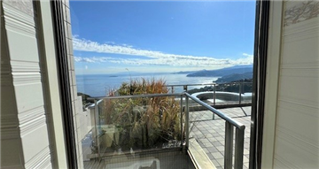 浴室からも相模灘が見えます