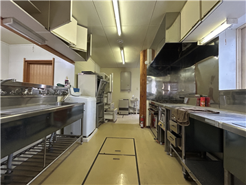 キッチンスペース奥にある厨房スペース