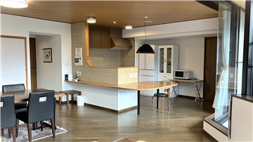 LDK（キッチン方向を撮影）