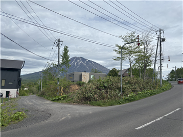 前面道路北西側より東方向を撮影