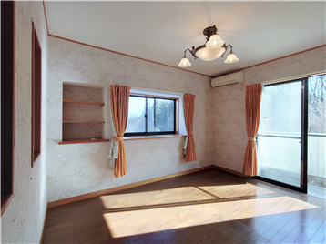 洋室2を居室入口側より