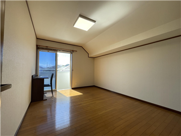 洋室2（入口から撮影）