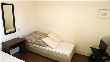 洋室５（入口より撮影）