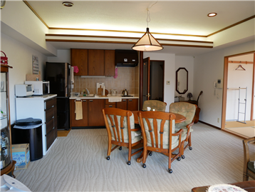 南側から撮影したＬＤＫと和室１