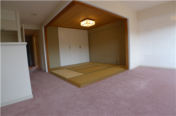 ＬＤＫと和室は一体利用可能／リフォーム・補修等前
