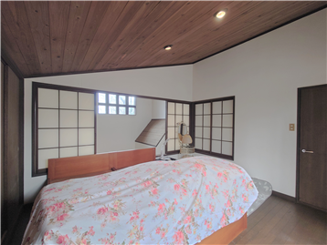 洋室4を北東側角より