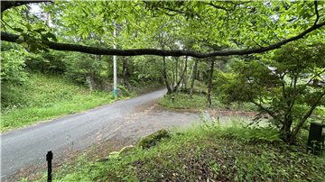 前面道路／東方向を撮影