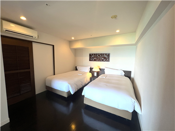 洋室（約8.3畳）