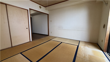 和室／入口方向を撮影