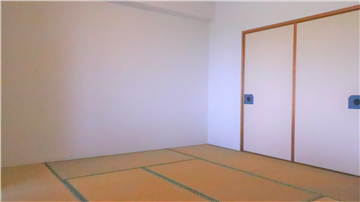 和室（南東方向から撮影）