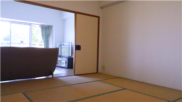 和室（南西方向を撮影）