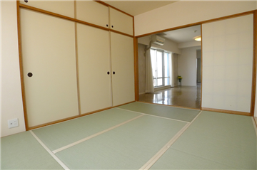 和室／北東角よりＬＤＫに向けて撮影