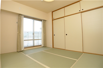 和室（約６．４畳）LDKより撮影 