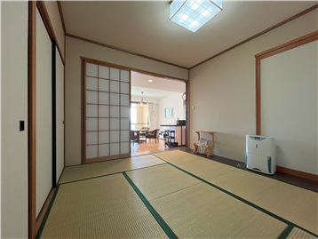LDKに隣接する和室