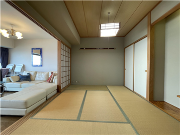 和室（キッチン側より撮影）
