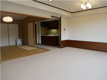ＬＤ東側からキッチン方向を撮影