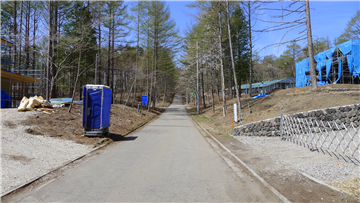 前面道路（南西方向を撮影）