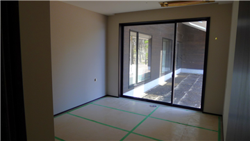 洋室２/建築中（入口より撮影）