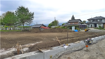 敷地内（南東側を撮影）