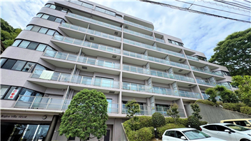 マンション外観／南東より撮影