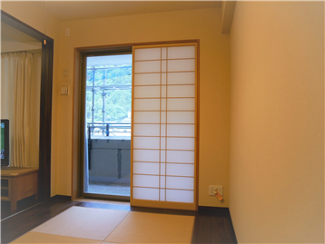和室からもバルコニーを利用できます／大規模修繕中