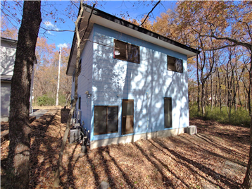 建物外観を南西側より