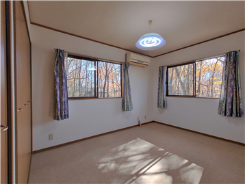 洋室3を居室入口側より