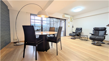 LDK(キッチン方向から撮影)