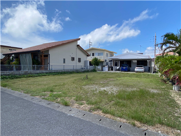対象不動産敷地／北西方向を撮影