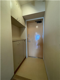 玄関／廊下から撮影