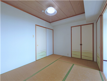 和室を南角より撮影