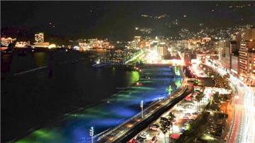 バルコニーより南西側に見える夜景