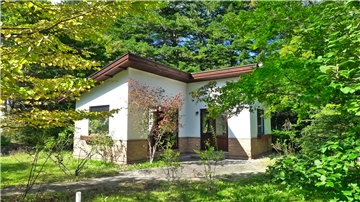 別棟(南側から撮影)