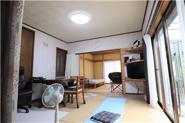 LDK（和室1方向を撮影）