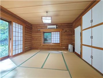 収納豊かな和室