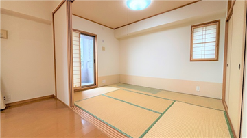 和室（LDKから撮影）