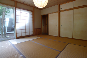 和室2（入口方向を撮影）