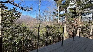 浅間山眺望／母屋ダイニングのテラス