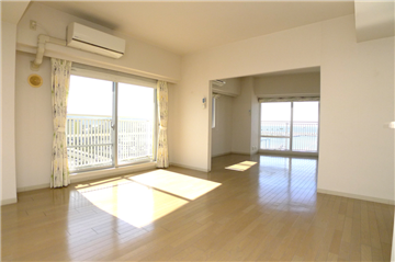 眺望良好なLDK(約16.0畳)と洋室1(約9.0畳)