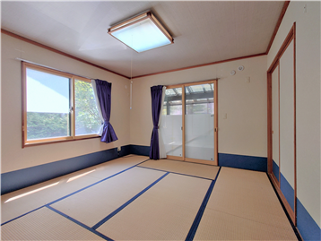 和室2を居室入口より撮影