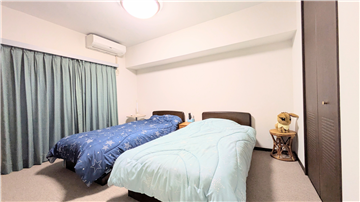 約7.6畳の洋室／クローゼットが付いています