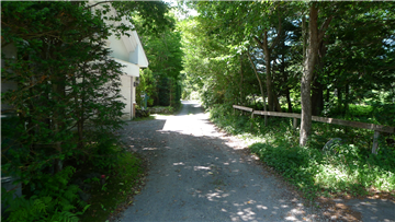 前面道路（西方向を撮影）